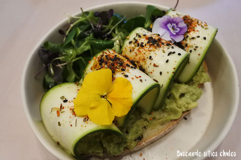 Cora Gelato & Coffee: Avotoast