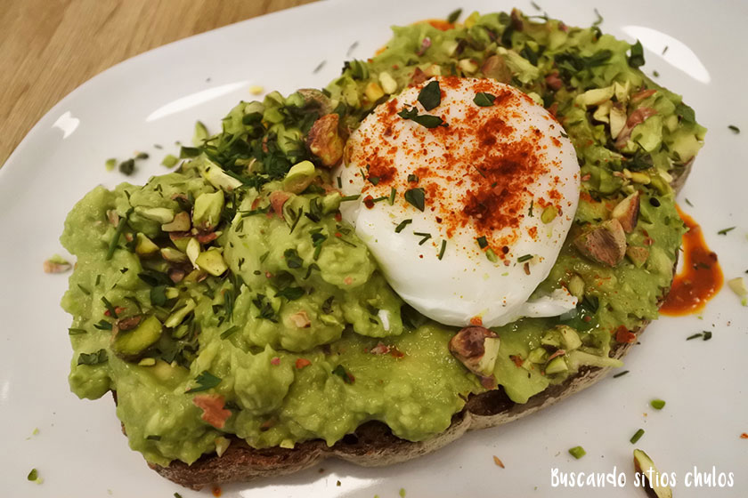 Pascal Café: avocadotoast