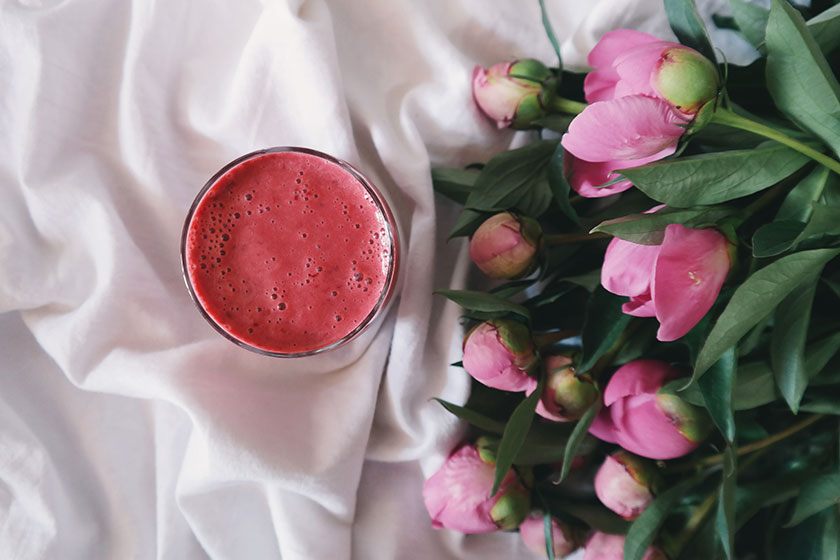 Cosas chulas para hacer en primavera: smoothies de frutas y verduras.
